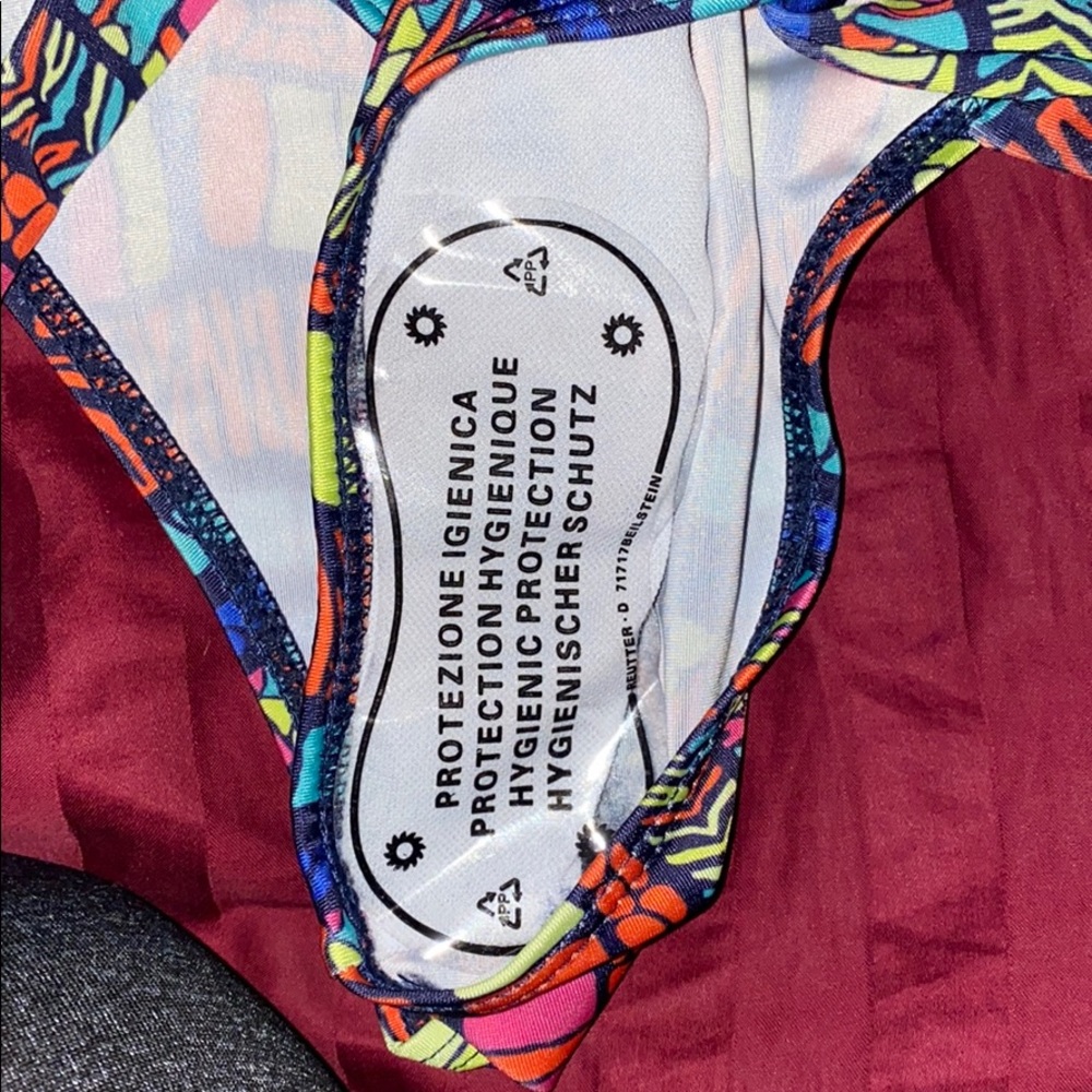 Swimsuit - Picture 3 of 3